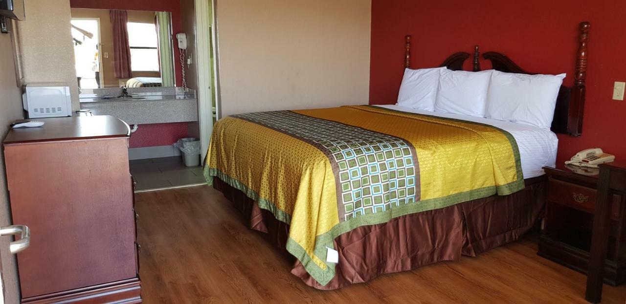 Deluxe Inn Уест Мемфис Екстериор снимка